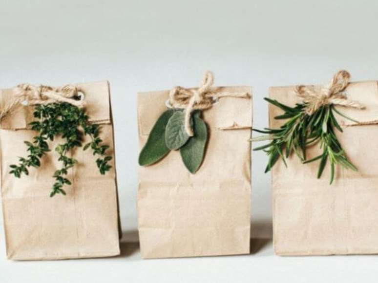 40. Veja o que coloca no saquinho surpresa &ndash; Via: Pinterest