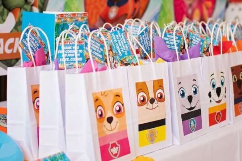 64. Saquinho surpresa de festa tema patrulha canina &ndash; Via: Pinterest