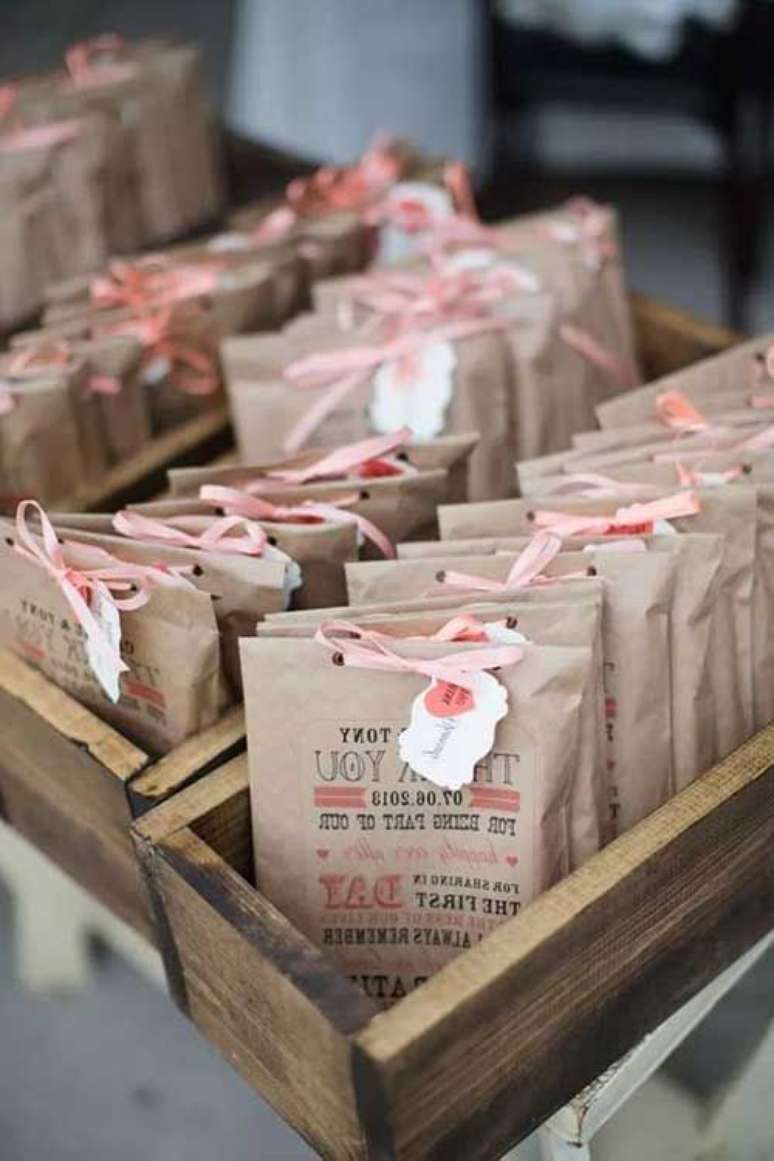 11. Saquinho surpresa estampado para festa &ndash; Via: Pinterest