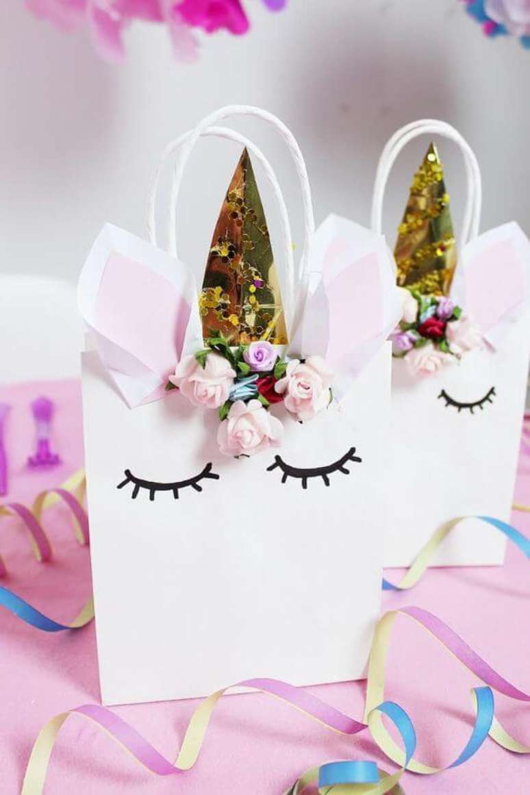 8. Saquinho Surpresa unic&oacute;rnio DIY &ndash; Via: Pinterest