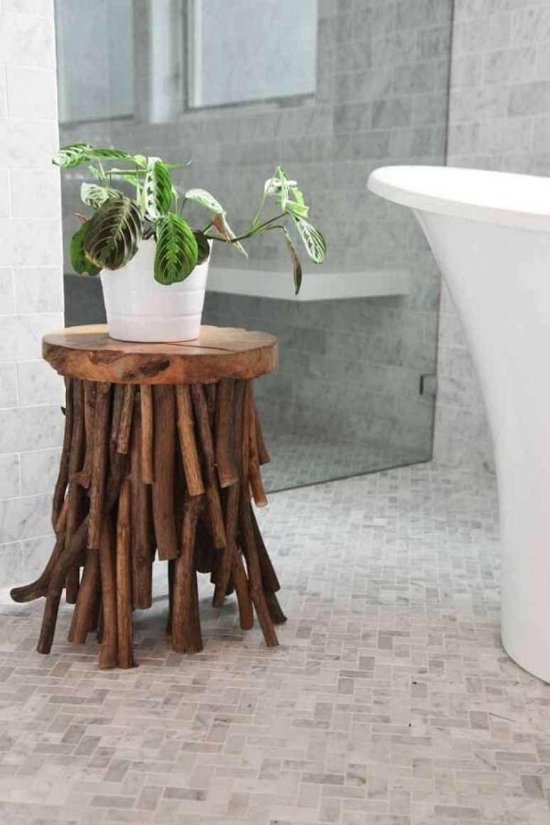 47. A maranta planta se destaca na decora&ccedil;&atilde;o. Fonte: Pinterest