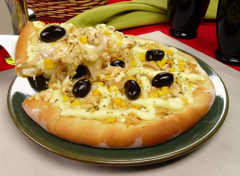 Guia da Cozinha - Noite do pizzaiolo: 11 receitas fáceis de pizza para fazer em casa