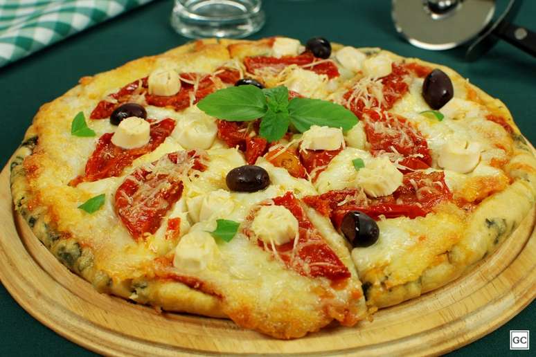 Guia da Cozinha - Noite do pizzaiolo: 11 receitas fáceis de pizza para fazer em casa