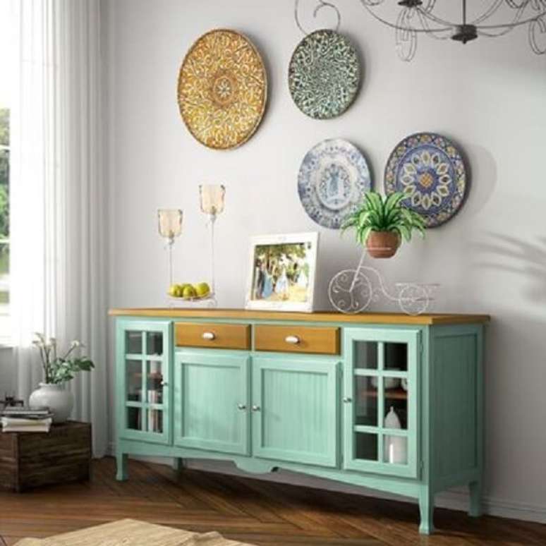 6. O aparador auxilia na organiza&ccedil;&atilde;o&nbsp;da sala de estar. Fonte Carmen Arcos Muebles