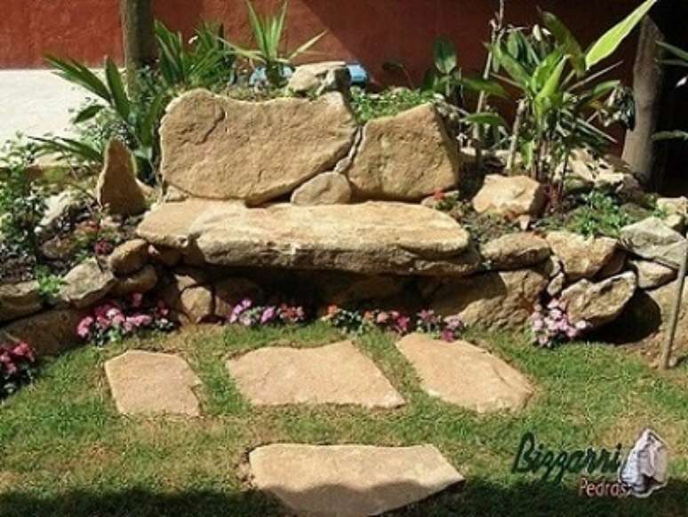 Pedras para Jardim: Tipos, Vantagens e +75 Ideias Inspiradoras