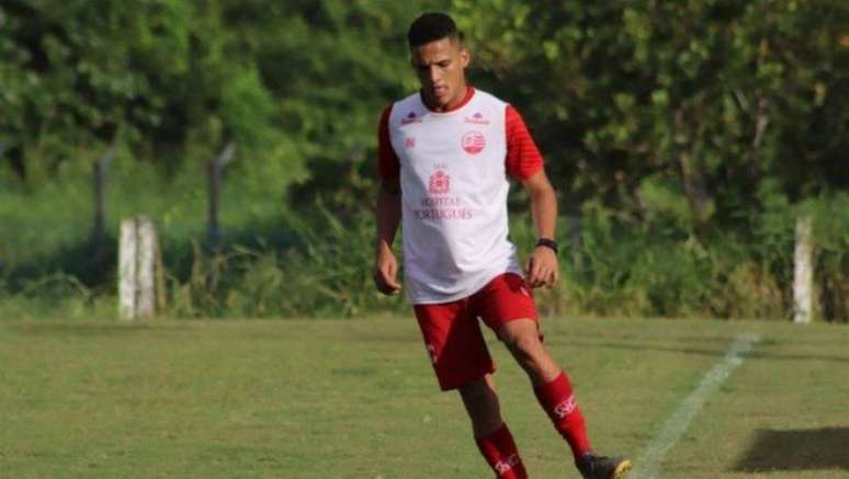 Flamengo empresta Thiago Fernandes ao Náutico