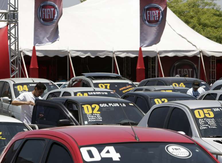 Feir&atilde;o de ve&iacute;culos usados em S&atilde;o Paulo (SP) 
07/12/2008
REUTERS/Paulo Whitaker