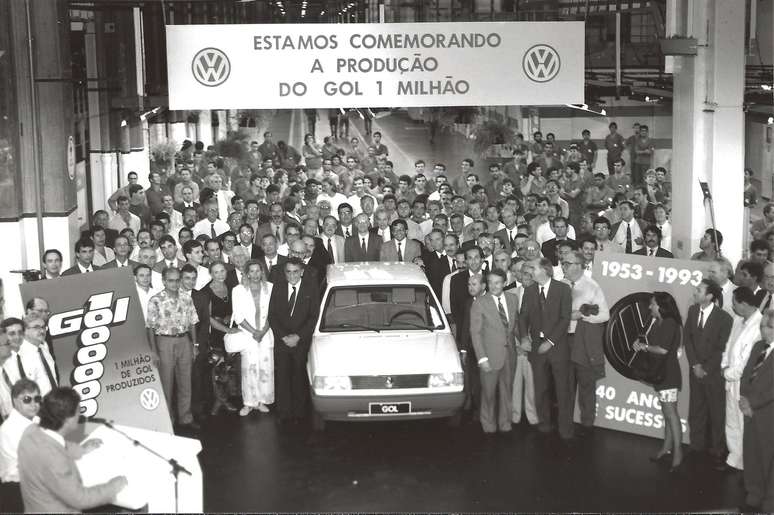 Fábrica da VW em Taubaté comemora 1 m ilhão de veículos produzidos.