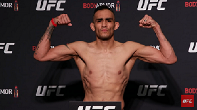 Tony Ferguson é visto como favorito para duelo contra Justin Gaethje (Foto: Reprodução/UFC/YouTube)