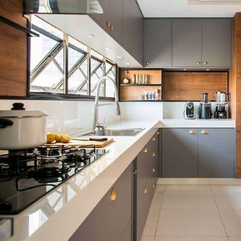 5. Invista no formato de cozinha em L para melhor utilização de espaço na cozinha completa pequena – Foto: Archilovers
