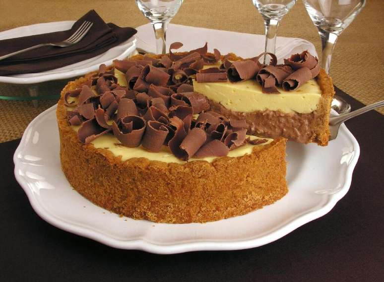 Guia da Cozinha - Receitas com biscoito de maisena: 11 sobremesas f&aacute;ceis e deliciosas