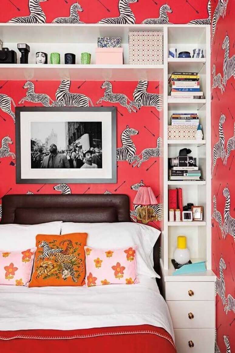 49. Papel de parede com desenho de zebras para decora&ccedil;&atilde;o de quarto de solteiro feminino &ndash; Foto: Webcomunica