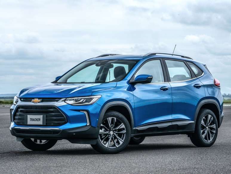 Cliente interessado na compra do Chevrolet Tracker poderá conhecer o modelo em fotos e vídeos.