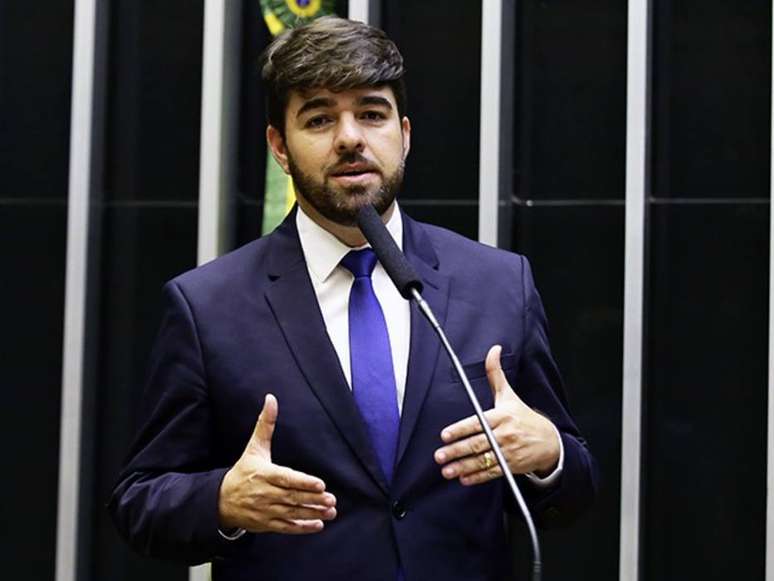 Zé Vitor quer diálogo com o governo para ampliar alcance do programa.