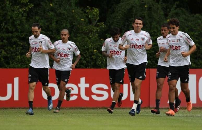 Jogadores do São Paulo estão com salários reduzidos (Foto: Rubens Chiri/saopaulofc.net)