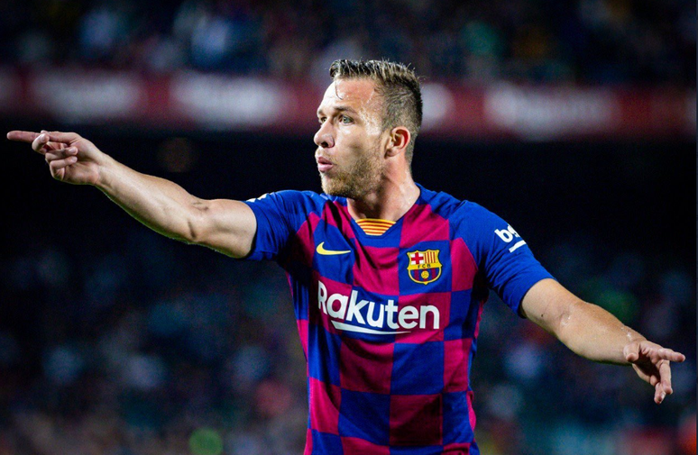 Arthur está na mira da Juve (Foto: Divulgação/FCB)