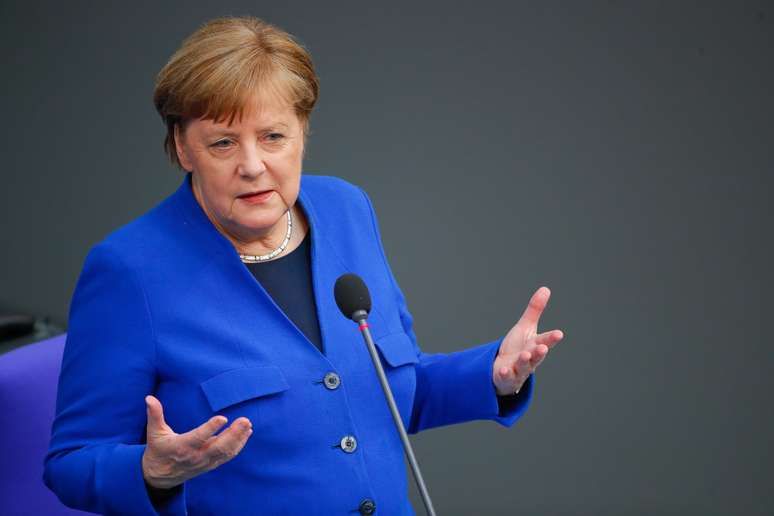 Chanceler alemã Angela Merkel discursa no Parlamento em Berlim
13/05/2020 REUTERS/Hannibal Hanschke