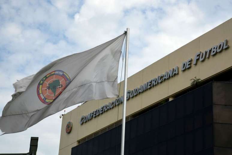 Conmebol ainda não tem data para reinício ou fim da Libertadores e Sul-Americana (Foto: Norberto Duarte/AFP)