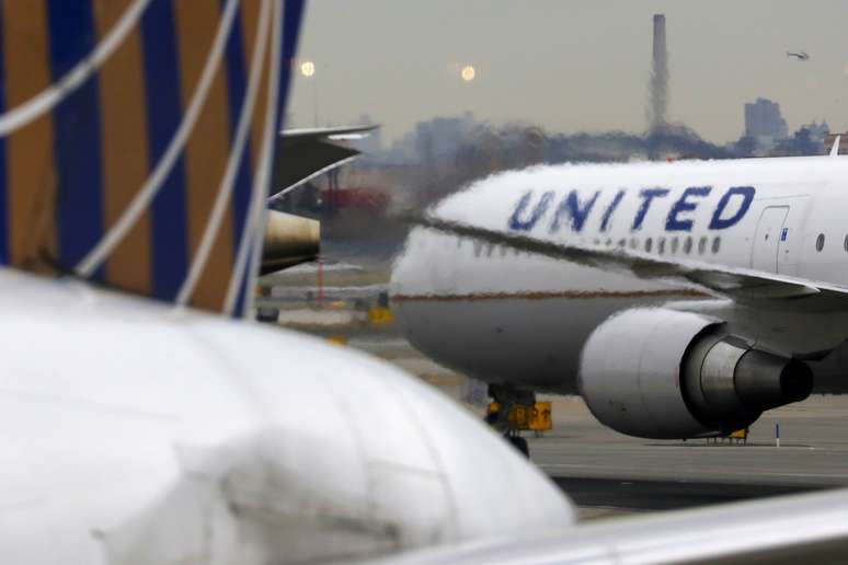 Aeronaves da United Airlines no aeroporto de Newark, em Nova Jersey (EUA) 
06/12/2019
REUTERS/Chris Helgren