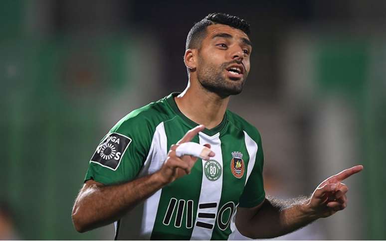 Atacante iraniano do Rio Ave entra na mira do Porto para possível saída