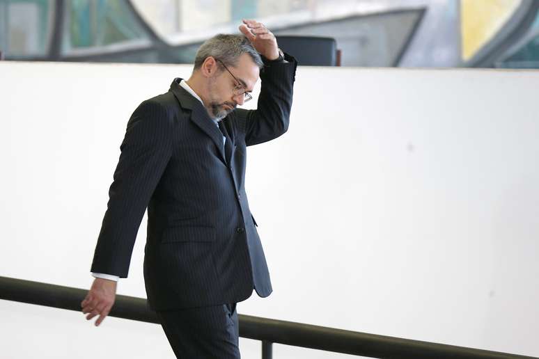 Ministro Abraham Weintraub chega ao Pal&aacute;cio do Planalto
 3/10/2019 REUTERS/Adriano Machado