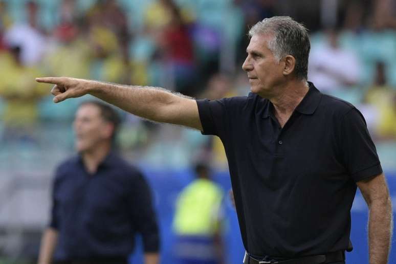 Carlos Queiroz é treinador da seleção colombiana desde fevereiro de 2019 (Foto: JUAN MABROMATA / AFP)