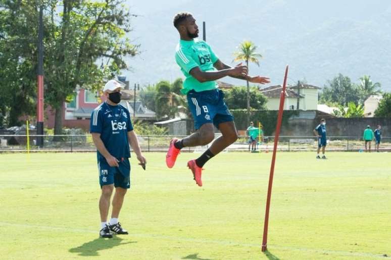 Jogadores do Flamengo em ação durante treinamento no Ninho do Urubu (Foto: Divulgação/Flamengo)