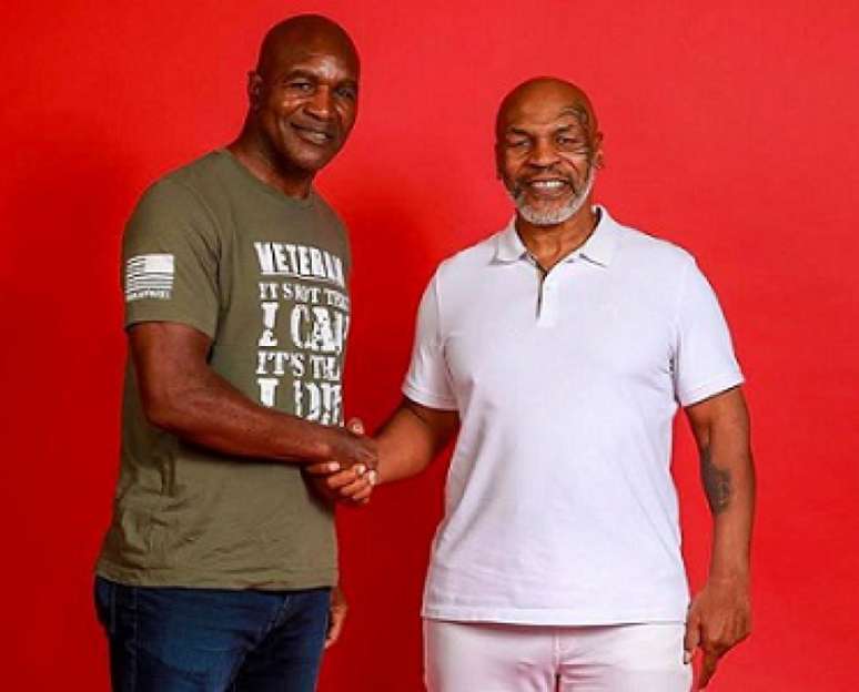 Mike Tyson não fechou as portas para uma terceira luta com Holyfield (Foto: Reprodução Instagram)