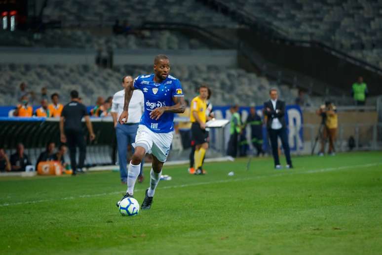 Dedé teve de operar o joelho pela sétima após ter outro problema na região no fim de 2019-(Foto: Vinnicius Silva/Cruzeiro)