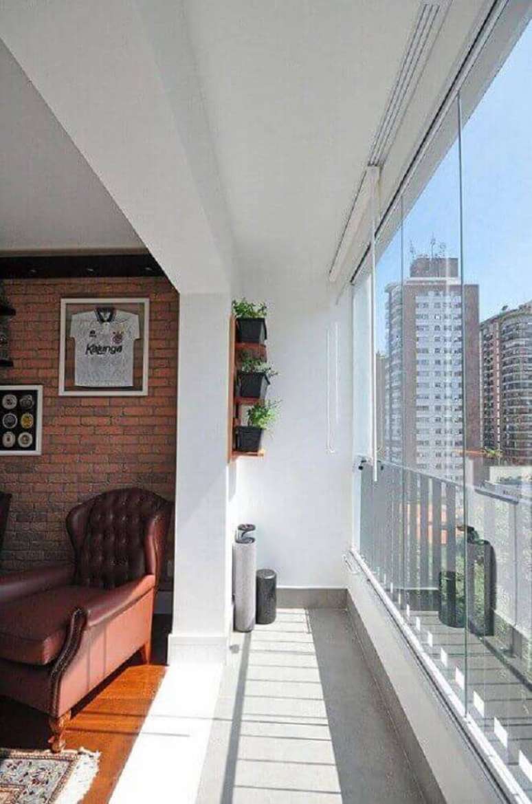 22. Os jardins pequenos s&atilde;o muito utilizados em varandas de apartamentos