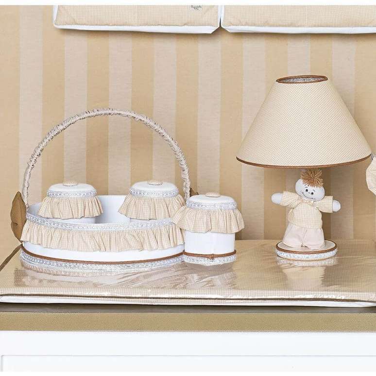 19. Modelo simples e lúdico de abajur para quarto de bebê – Foto: Pinterest
