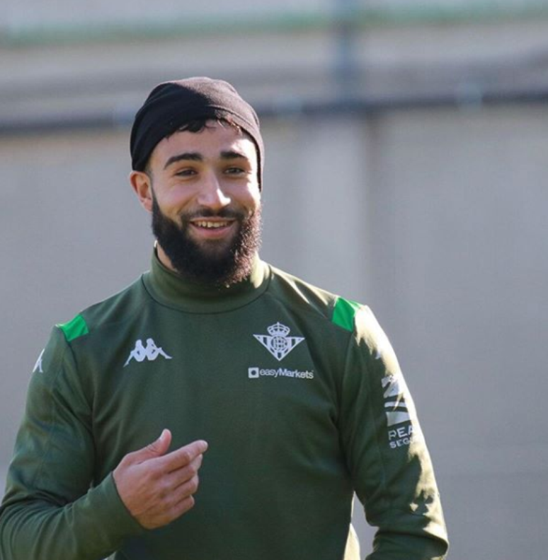 Fekir desperta interesse do Barça (Foto: Reprodução/Instagram)