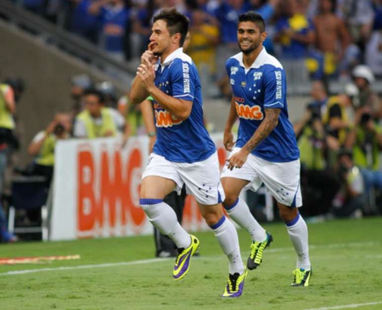 Willian já deixou o Cruzeiro rumo ao Palmeiras , mas sua compra junto aos ucranianos ainda não foi concluída-(Foto: Ramon Bitencourt)