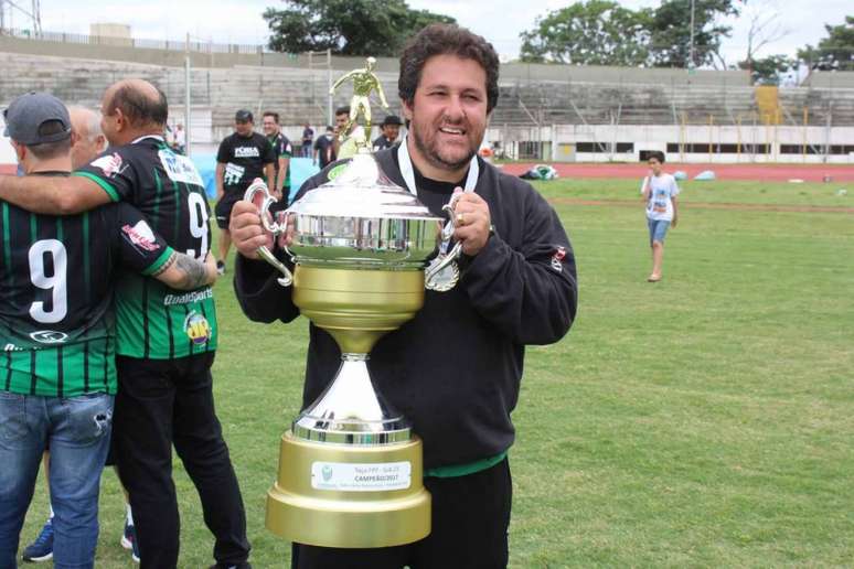 Fernando Marchiori conquistou três títulos em duas passagens marcante pelo Maringá (Divulgação/Maringá FC)