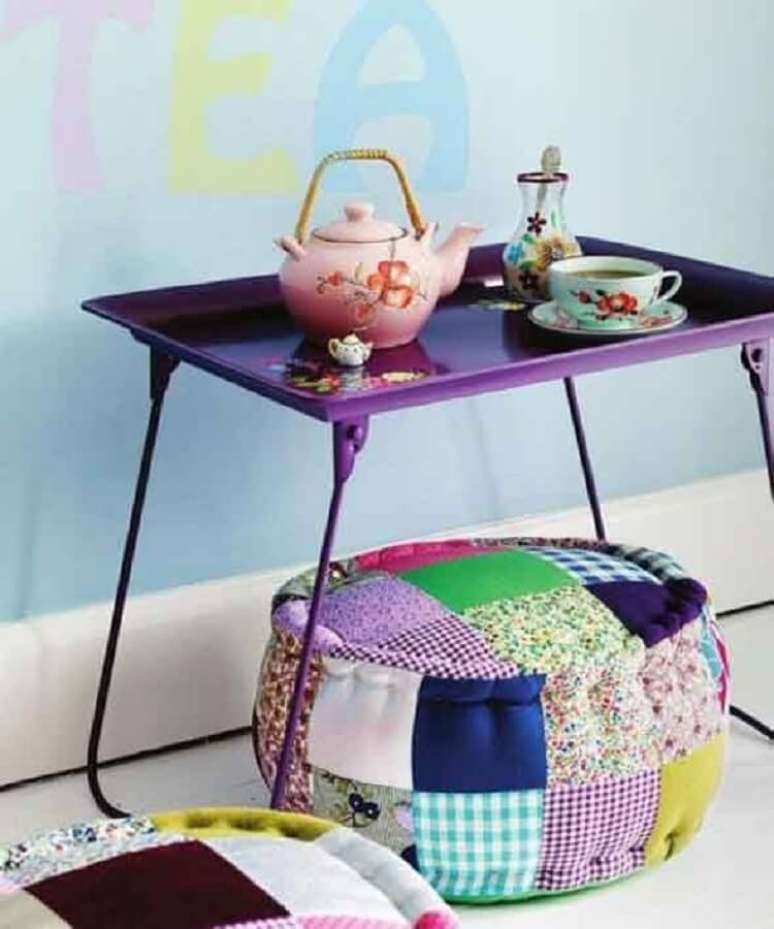 21. Retalhos coloridos para puff redondo &ndash; Foto: Pinterest