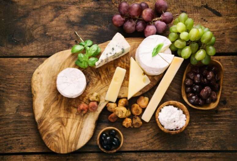 Guia da Cozinha - Conheça 9 tipos diferentes de queijo e receitas com eles