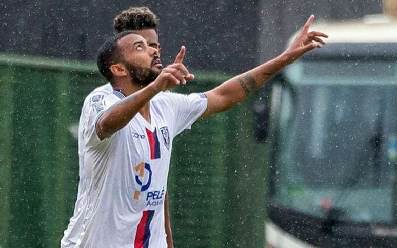 Caio Cézar está no Resende atualmente, jogando o Campeonato Carioca (Foto: Divulgação)