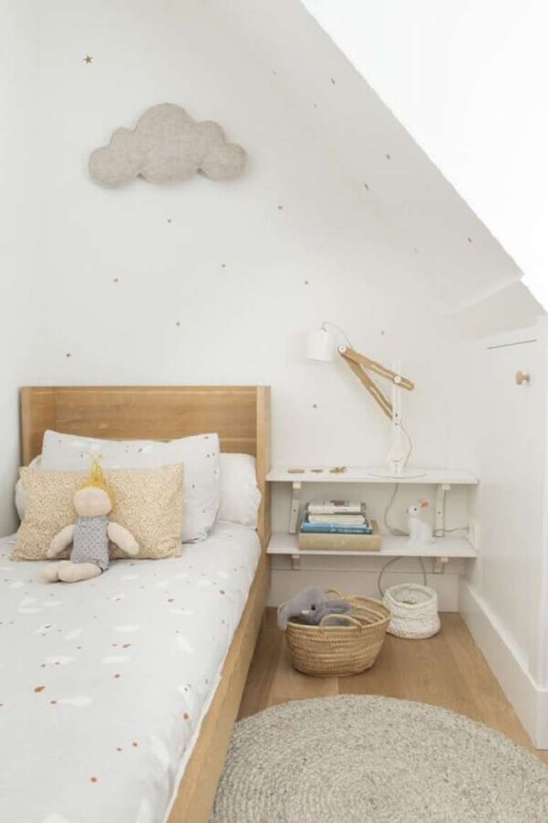 6. Decora&ccedil;&atilde;o clean com tapete de croch&ecirc; para quarto infantil &ndash; Foto: Petit & Small