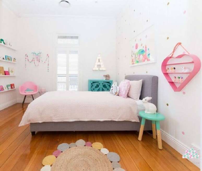 44. Tapete de crochê para quarto infantil decorado em tons pastéis – Foto: Pinterest