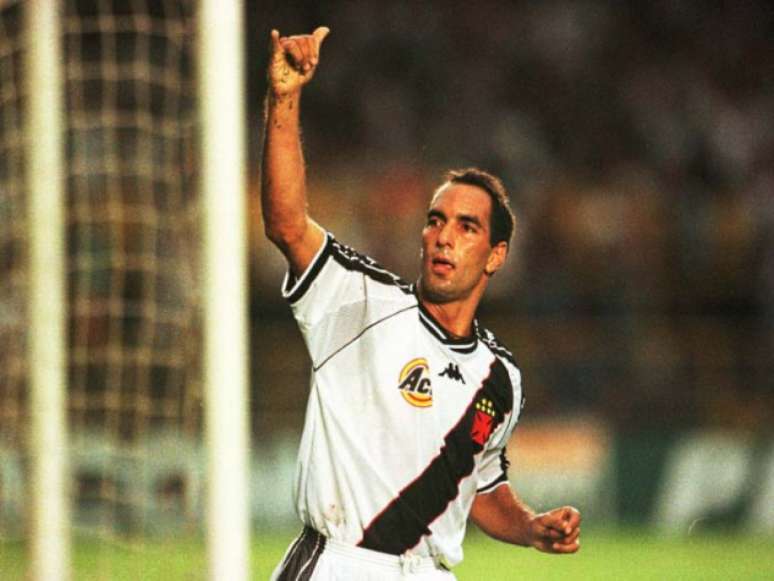 Edmundo fez mais de 200 jogos pelo Vasco e foi campeão brasileiro em 1997 (Foto: Divulgação)