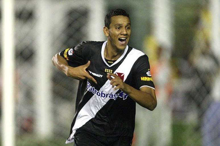 Souza tentou empréstimo ao Vasco no início do ano (Foto: Divulgação Vasco)