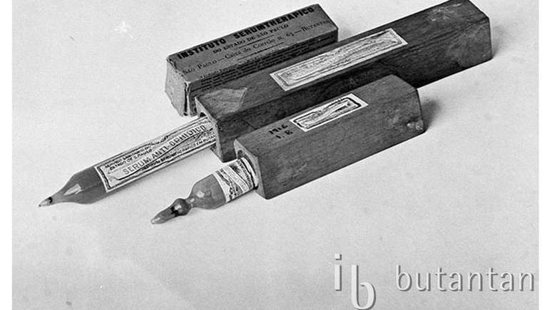 No Butantan, Vital Brazil se dedicou &agrave; cria&ccedil;&atilde;o de soros contra a picada de cobras, muito comuns no interior ainda inexplorado