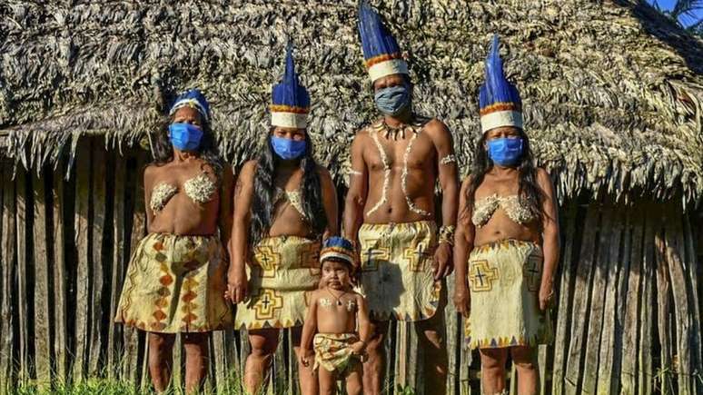 'Leticia e o Estado do Amazonas não têm muitos habitantes, mas lá está uma população que nos preocupa e nos interessa muito, a dos povos indigenas colombianos'