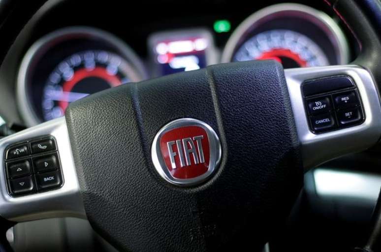 Logotipo da Fiat numa feira do setor automobilístico, na Itália. 23/5/2016. REUTERS/Max Rossi