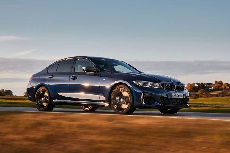 O novo BMW M340i xDrive acelera de 0-100 km/h em 4,4 segundos.