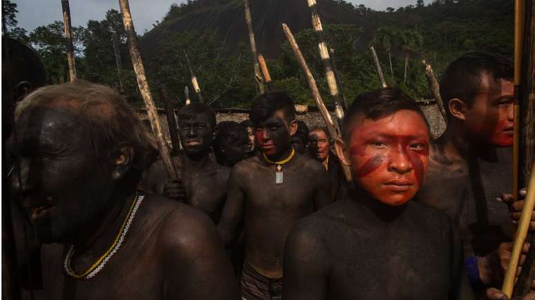 Com &aacute;rea equivalente &agrave; de Portugal, Terra Ind&iacute;gena Yanomami ocupa partes dos Estados de Amazonas e Roraima e fica na fronteira do Brasil com a Venezuela