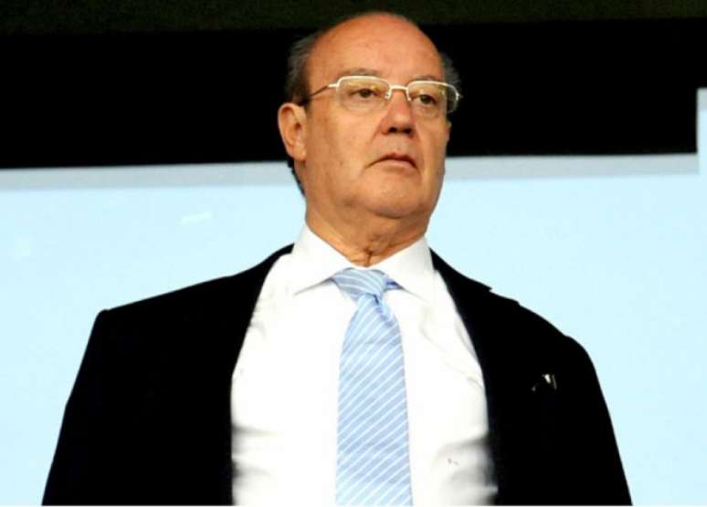 Pinto da Costa, presidente do Porto, deixou de negociar alguns astros para gigantes europeus - Porto (JP Clatot/AFP)