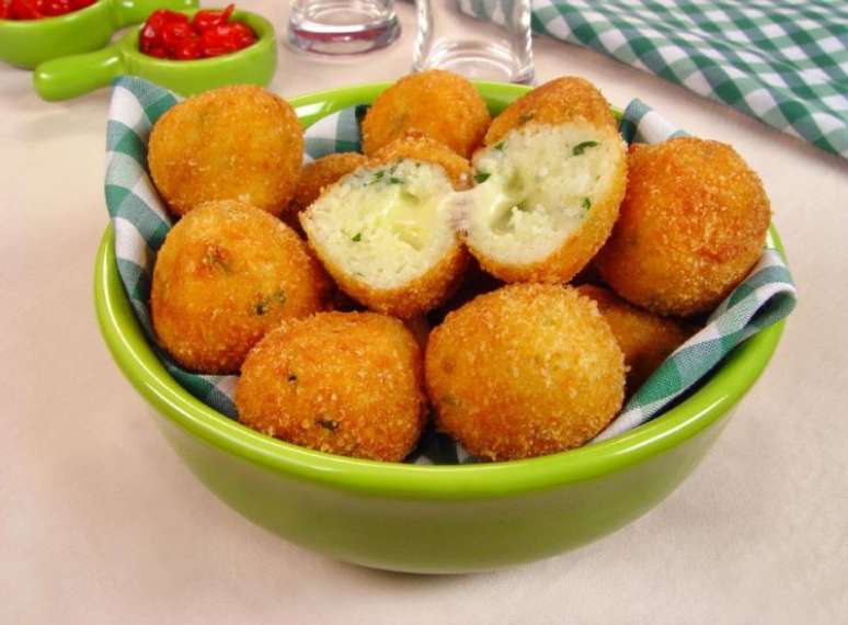 Guia da Cozinha - Receitas de bolinho de arroz: 11 recheios que vão surpreender