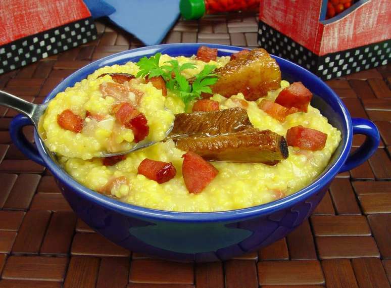 Guia da Cozinha - Receitas com canjiquinha: 9 inspira&ccedil;&otilde;es para o almo&ccedil;o