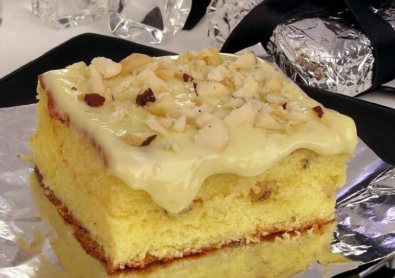 Guia da Cozinha - Receitas de bolo de chocolate: 13 inspira&ccedil;&otilde;es para se deliciar